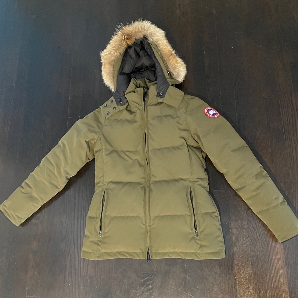 Canada Goose Women’s Chelsea Parka Jacket - Medium